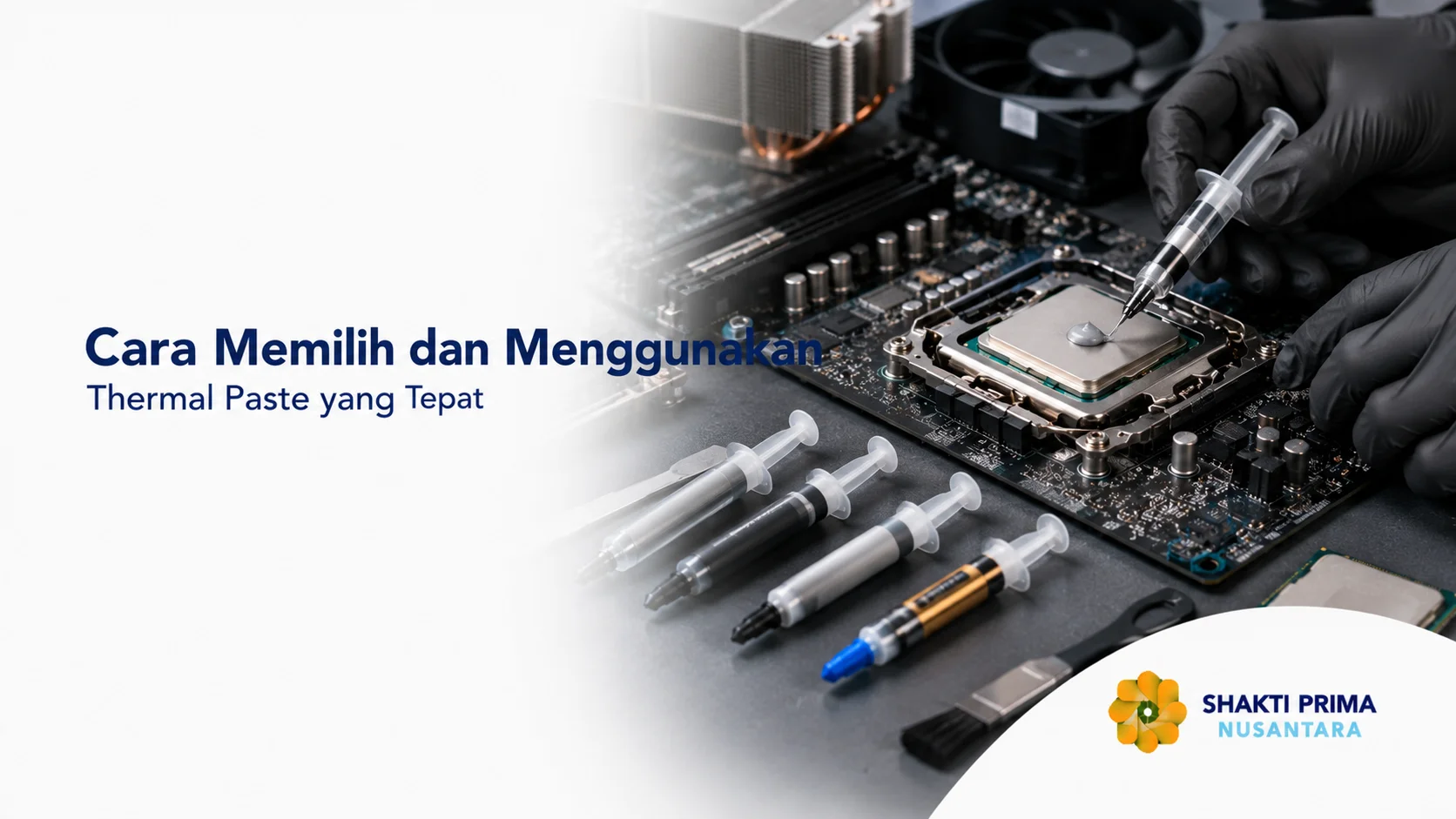 Proses pengaplikasian thermal paste pada prosesor untuk meningkatkan efisiensi pendinginan CPU.