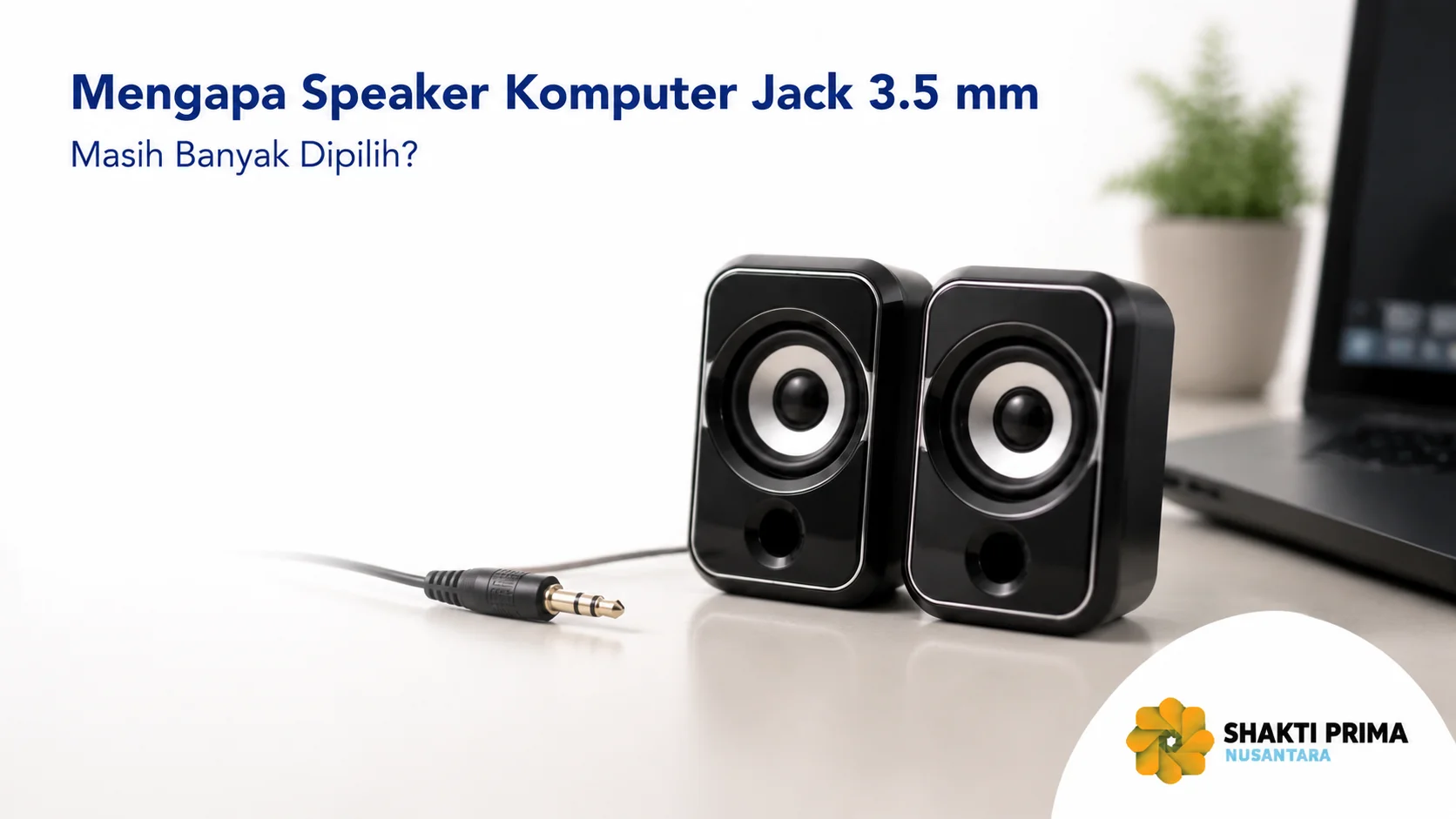 Speaker komputer jack 3.5 mm dengan koneksi kabel audio untuk kebutuhan perangkat multimedia.
